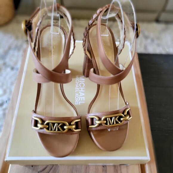 Michael Kors Women’s Sandals Kailey Platform Leather SZ 6.5M - Picture 2 of 8